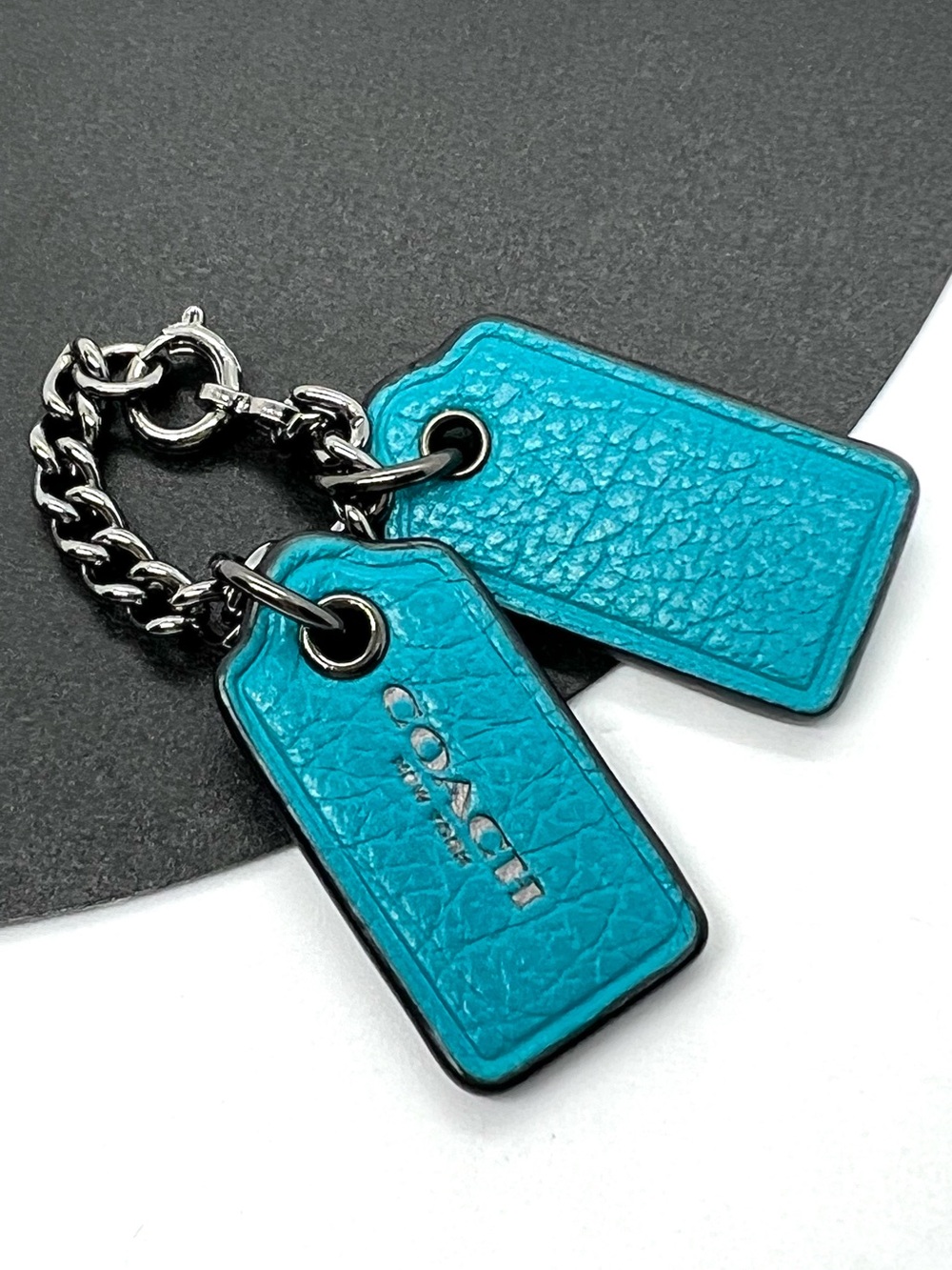 Authentic Coach Turquoise Pebbled Leather Double Hangtag Bag Charm Gunmetal
